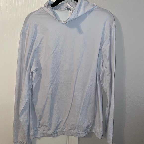 Lululemon wind jacket size 6 - Picture 2 of 3